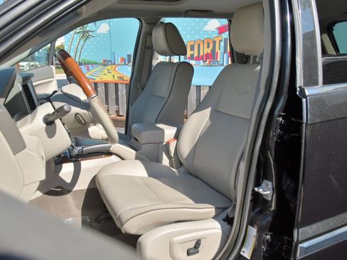 Used 2008 Jeep Grand Cherokee Overland w/ Mopar Chrome Edition Group AWD/4WD image 19