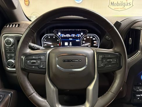 Used 2023 GMC Sierra 3500 Denali w/ Technology Package AWD/4WD image 15
