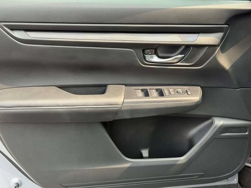 Certified 2026 Honda CR-V EX image 6