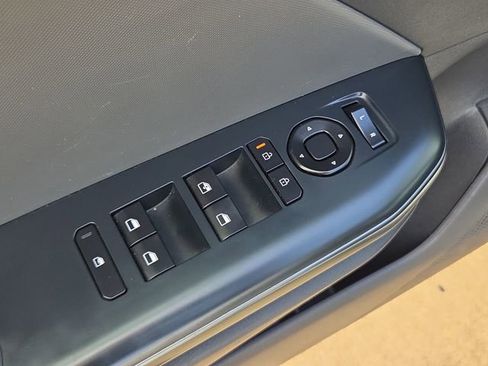 Used 2025 Kia K4 FWD image 15