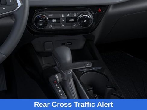 New 2026 Chevrolet Trax LT w/ Driver Confidence Package FWD image 24