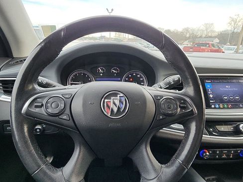 Used 2020 Buick Enclave Essence w/ Sound and Sites Package image 12