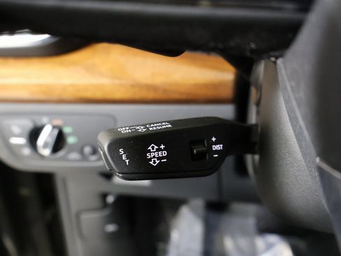 Used 2023 Audi Q5 2.0T Premium Plus w/ Premium Plus Package image 27