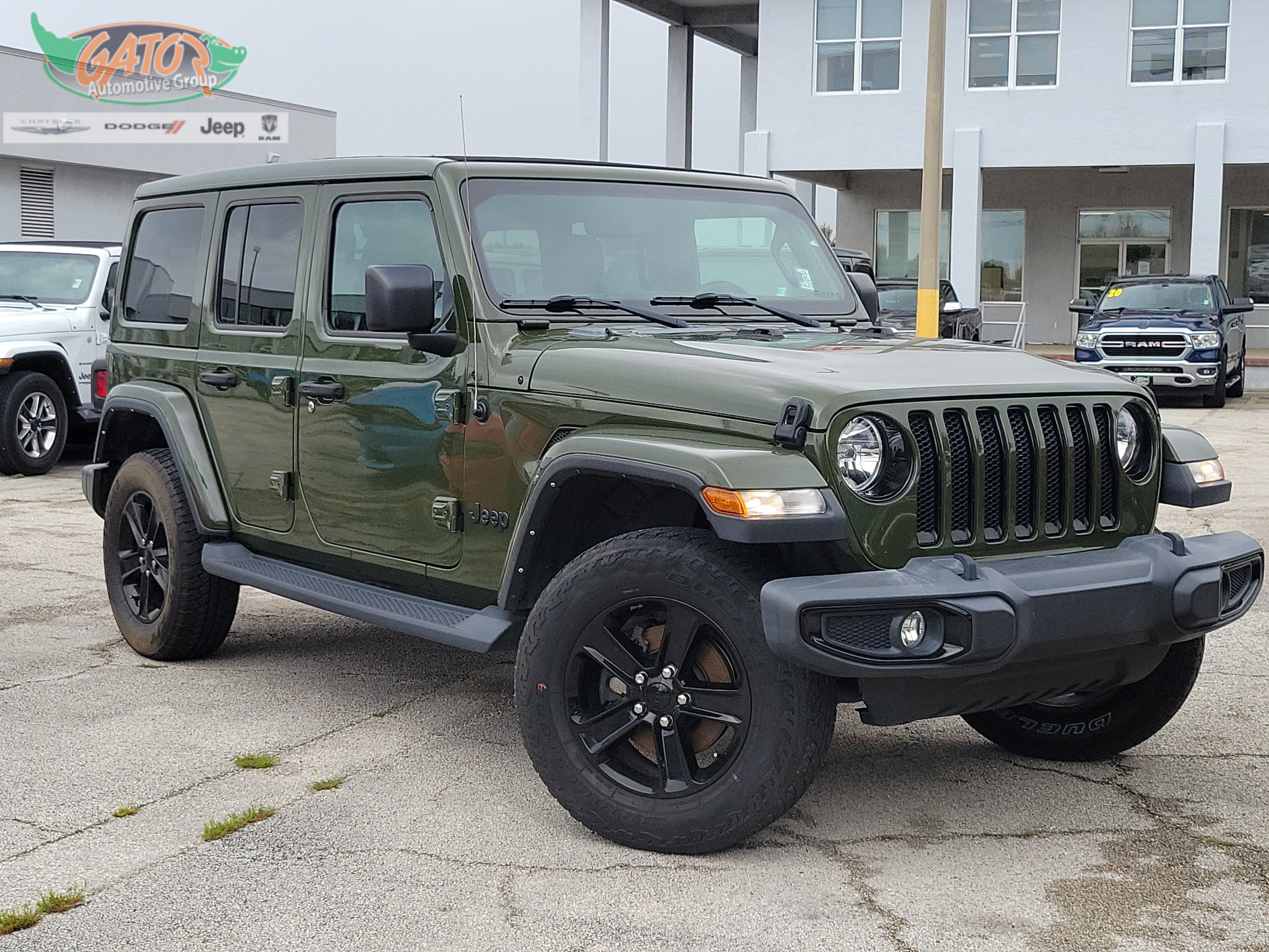 Used 2021 Jeep Wrangler Unlimited Sahara AWD/4WD image 1