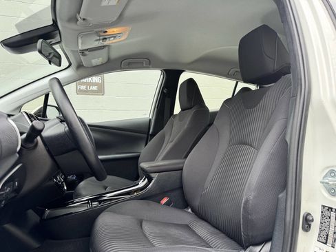 Used 2020 Toyota Prius Prime LE image 14