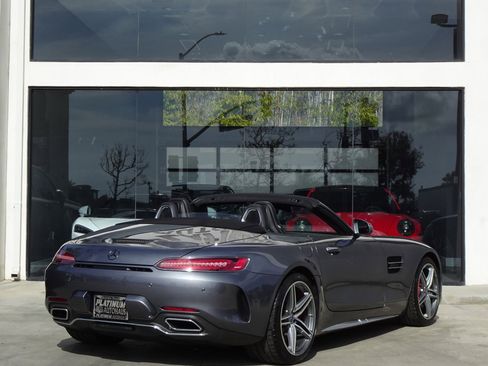 Used 2018 Mercedes-Benz AMG GT C image 8