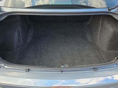 Used 2006 Chrysler 300 C w/ Navigation & Sound Group II image 15