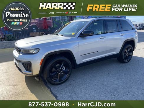 Used 2026 Jeep Grand Cherokee Limited w/ Limited Altitude Package AWD/4WD image 1