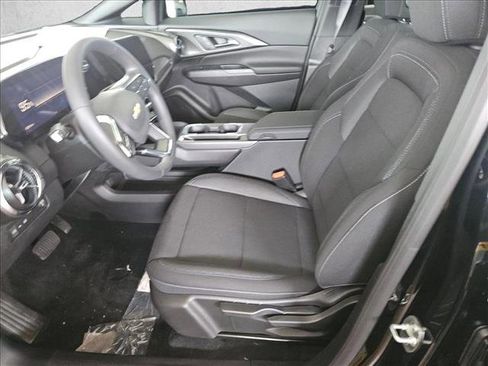 New 2026 Chevrolet Equinox EV LT image 10