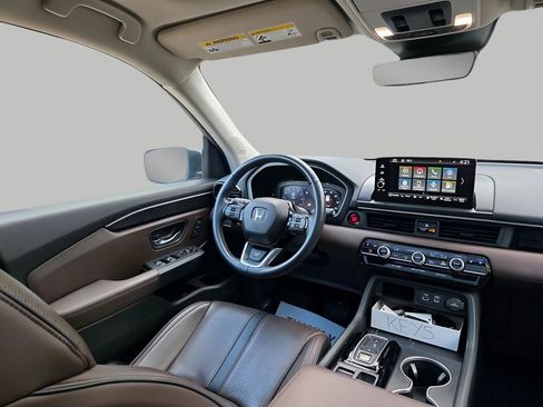 Used 2023 Honda Pilot Elite image 14