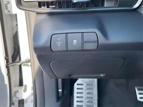 New 2025 Hyundai Elantra Sport w/ Cargo Package image 18