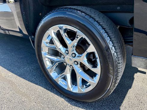 Used 2017 Chevrolet Silverado 1500 LT w/ All Star Edition AWD/4WD image 13