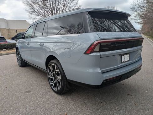 New 2026 Lincoln Navigator L Reserve image 9