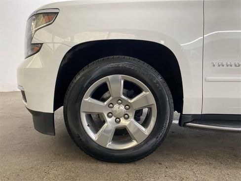 Used 2018 Chevrolet Tahoe Premier image 11