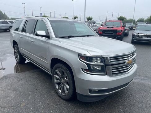 Used 2015 Chevrolet Suburban LTZ AWD/4WD image 2