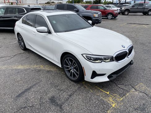 Used 2019 BMW 330i Sedan w/ Convenience Package image 6