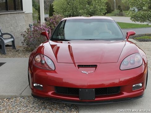 Used 2012 Chevrolet Corvette Grand Sport w/ 3LT Preferred Equipment Group RWD image 13