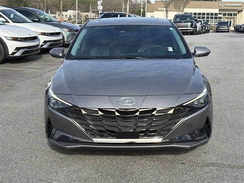 Certified 2023 Hyundai Elantra Limited image 2