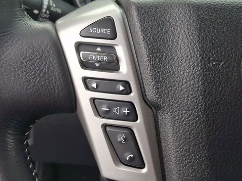Used 2019 Nissan Titan PRO-4X image 20