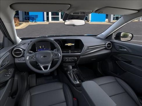New 2026 Chevrolet Trax ACTIV w/ Driver Confidence Package FWD image 15