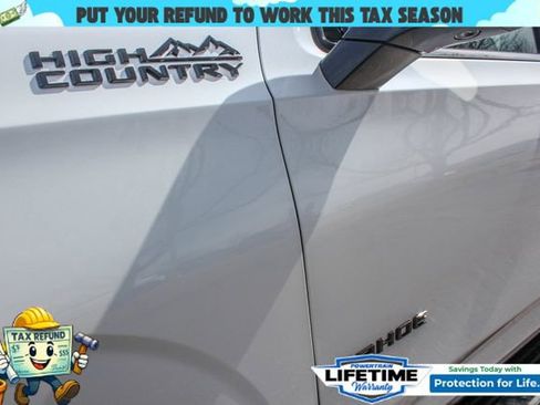 Used 2023 Chevrolet Tahoe High Country image 5