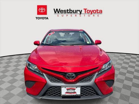 Certified 2020 Toyota Camry SE AWD/4WD image 3