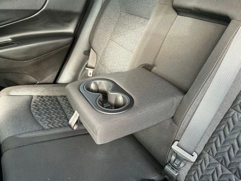 Used 2024 Chevrolet Equinox LT image 34