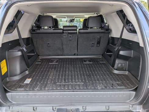 Used 2020 Toyota 4Runner SR5 Premium w/ Moonroof Package RWD image 20