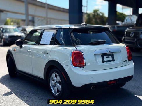 Used 2015 MINI Cooper 4-Door Hardtop FWD image 3