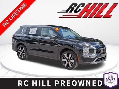 Used 2025 Mitsubishi Outlander SE FWD image 1
