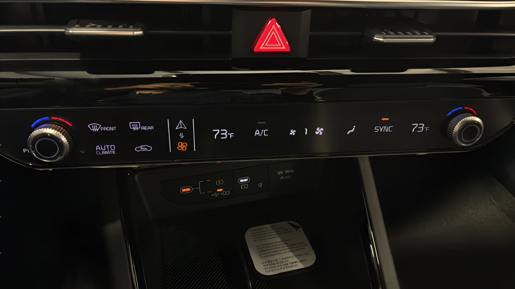 New 2026 Kia K5 GT-Line w/ GT-Line Premium Package FWD image 22