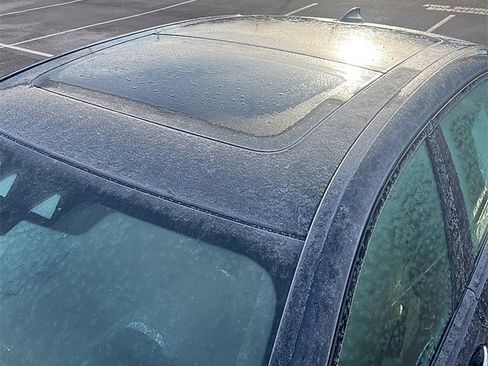 Used 2016 BMW 750i xDrive image 7