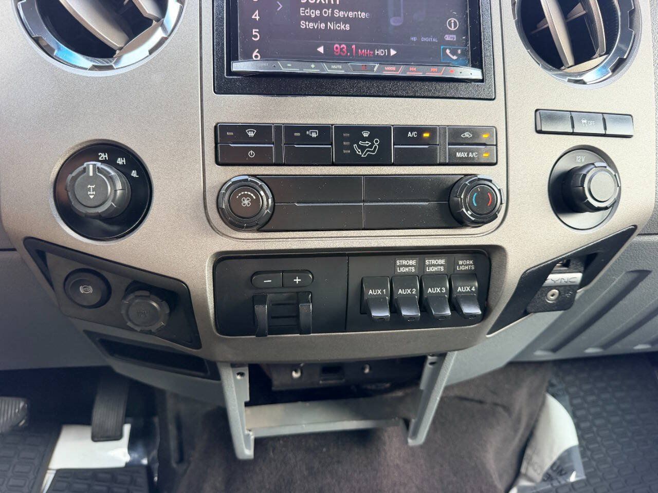 Used 2016 Ford F250 XLT w/ XLT Value Package AWD/4WD image 40