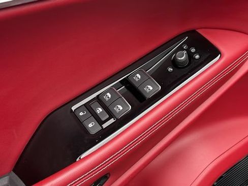 Used 2024 Jeep Wagoneer Launch Edition AWD/4WD image 10