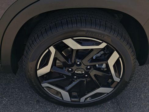 Used 2024 Kia Seltos SX AWD/4WD image 7