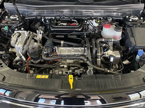 Used 2023 Mercedes-Benz EQB 300 4MATIC w/ Driver Assistance Package image 21