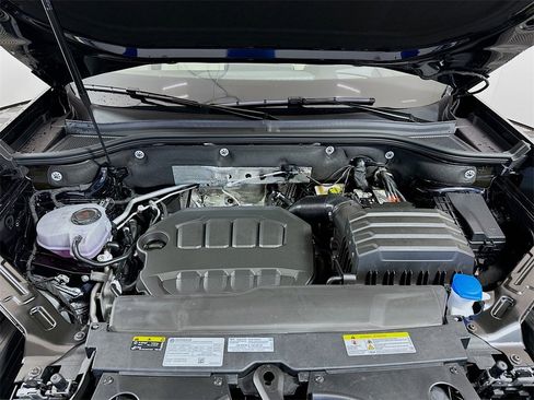 New 2026 Volkswagen Atlas SEL image 6