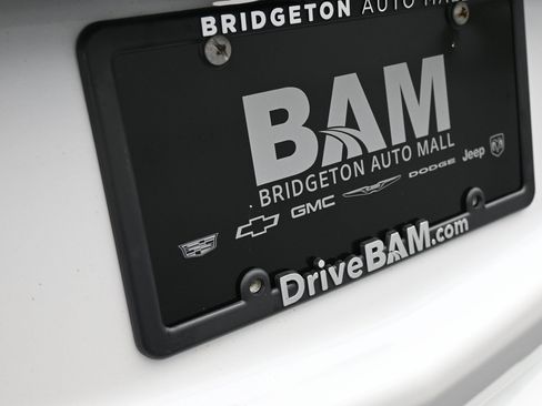 Used 2024 Chevrolet Equinox Premier AWD/4WD image 28