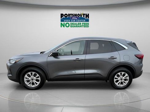Used 2023 Ford Escape Active w/ Tech Pack #1 AWD/4WD image 2