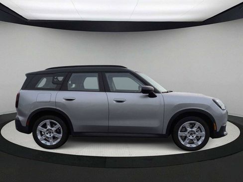 Used 2025 MINI Cooper Countryman S image 9