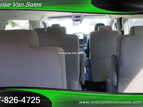 Used 2023 Ford Transit 350 XLT RWD image 13