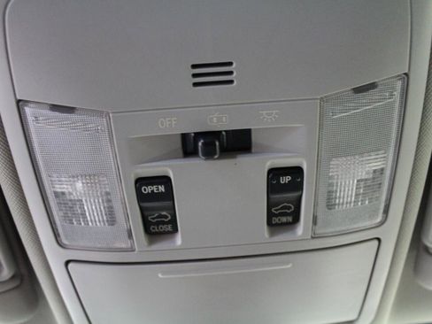 Used 2017 Toyota RAV4 XLE w/ Protection Package image 13