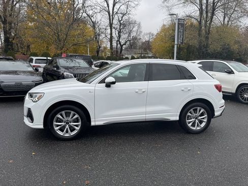 Certified 2025 Audi Q3 2.0T Premium w/ Convenience Package image 8