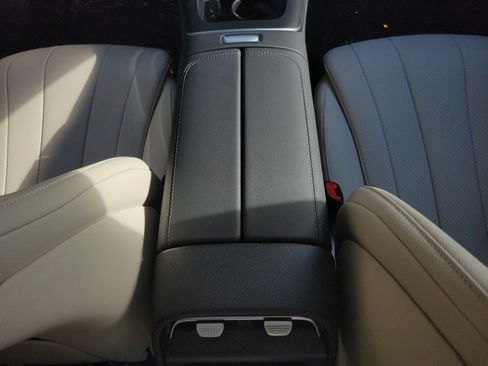 Used 2026 Mercedes-Benz E 350 Sedan image 18