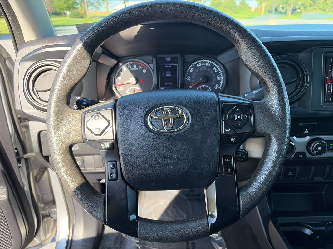 Used 2020 Toyota Tacoma SR AWD/4WD image 18