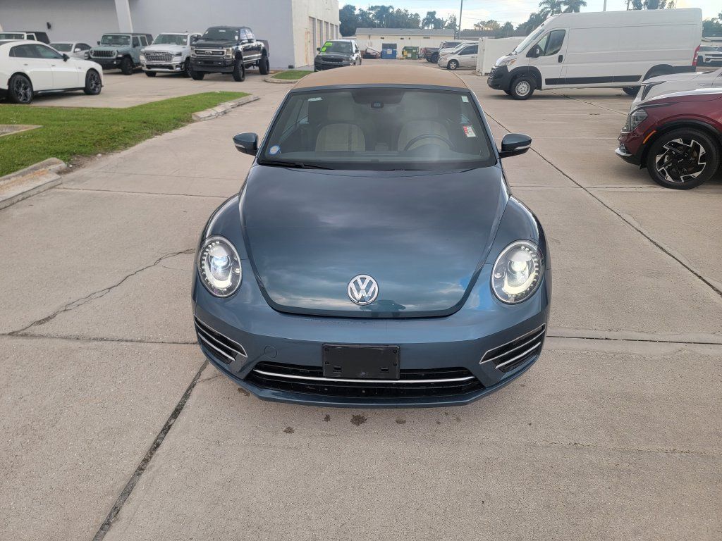 Used 2018 Volkswagen Beetle 2.0T FWD image 8