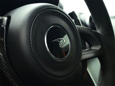 Used 2017 McLaren 570S Coupe image 8