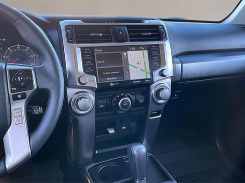 Used 2021 Toyota 4Runner SR5 Premium image 9