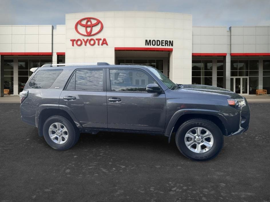 Used 2023 Toyota 4Runner SR5 Premium w/ Moonroof Package RWD image 20