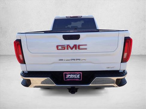 Used 2022 GMC Sierra 1500 SLT AWD/4WD image 3